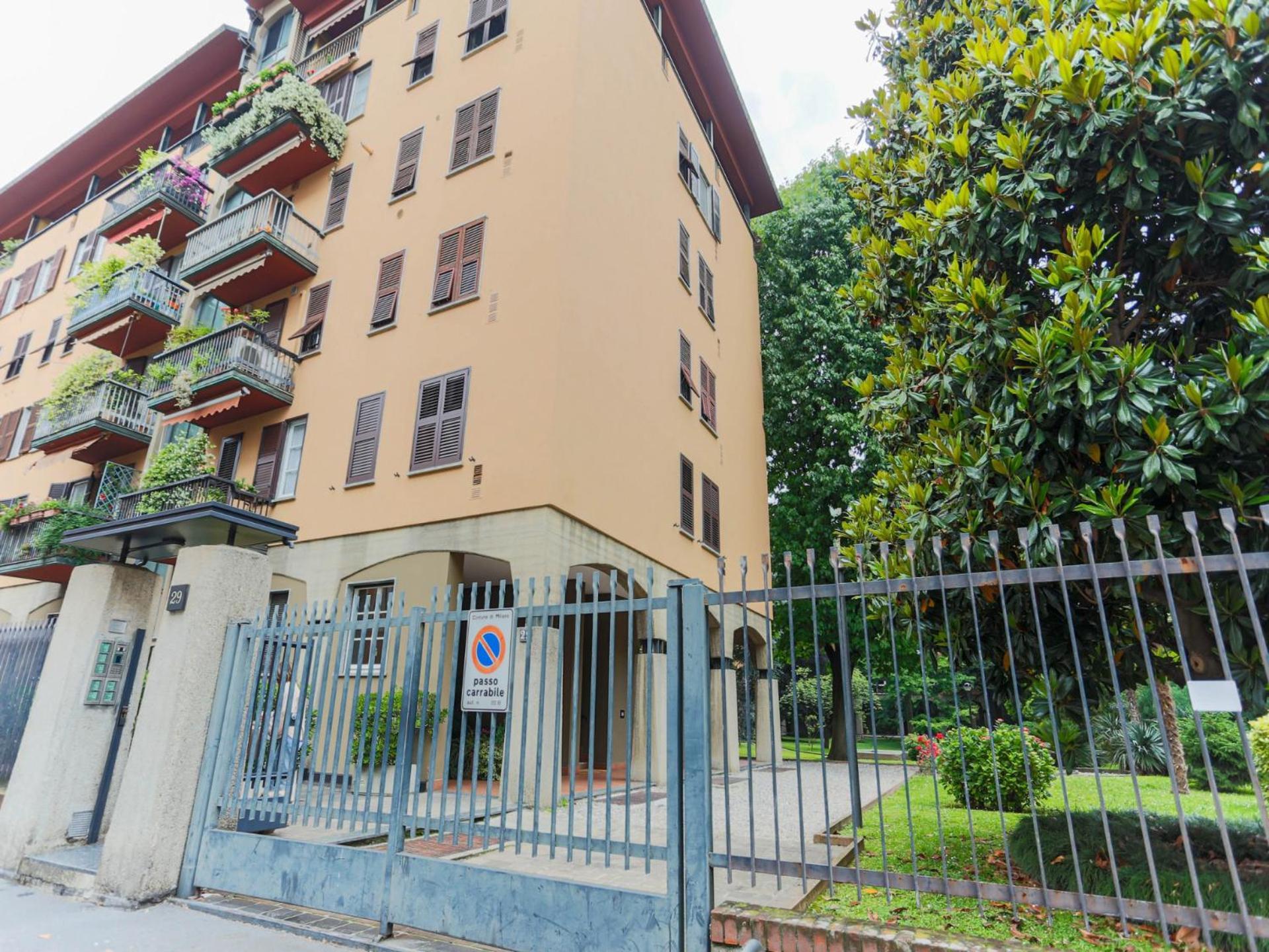 The Best Rent - Charming Apartment In Pagano Milano Eksteriør bilde